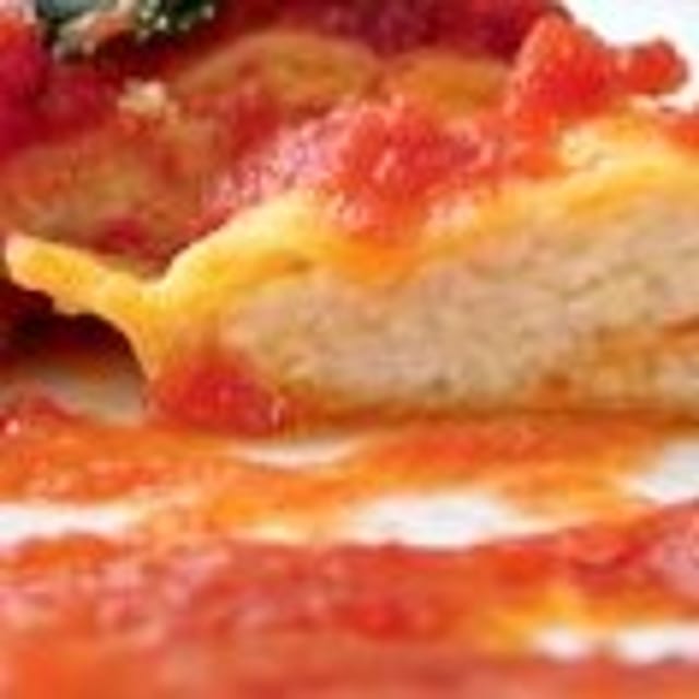 Cheese Ravioli al Ragu.